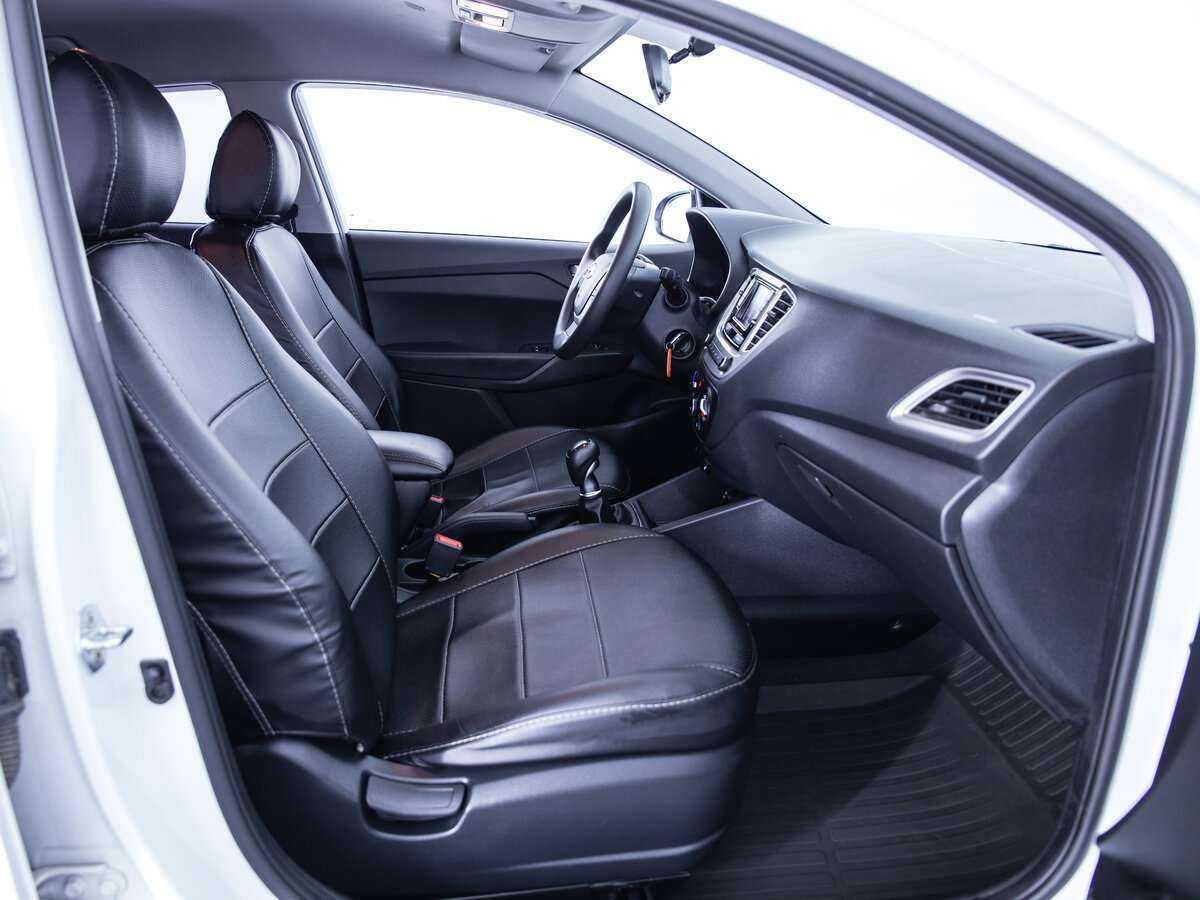 Купить Hyundai Solaris с пробегом. Фото: #12