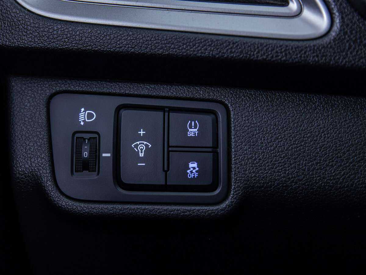 Купить Hyundai Solaris с пробегом. Фото: #16