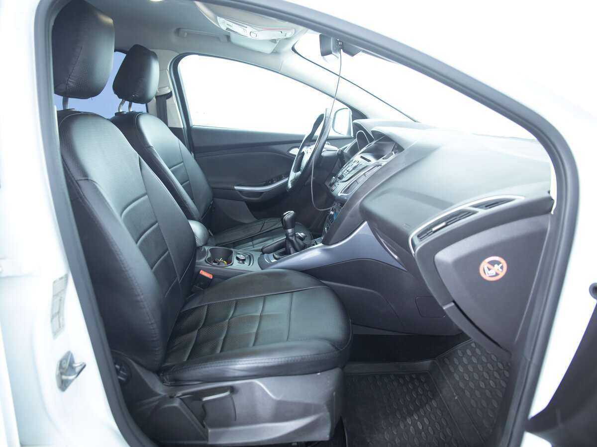 Купить Ford Focus с пробегом. Фото: #15