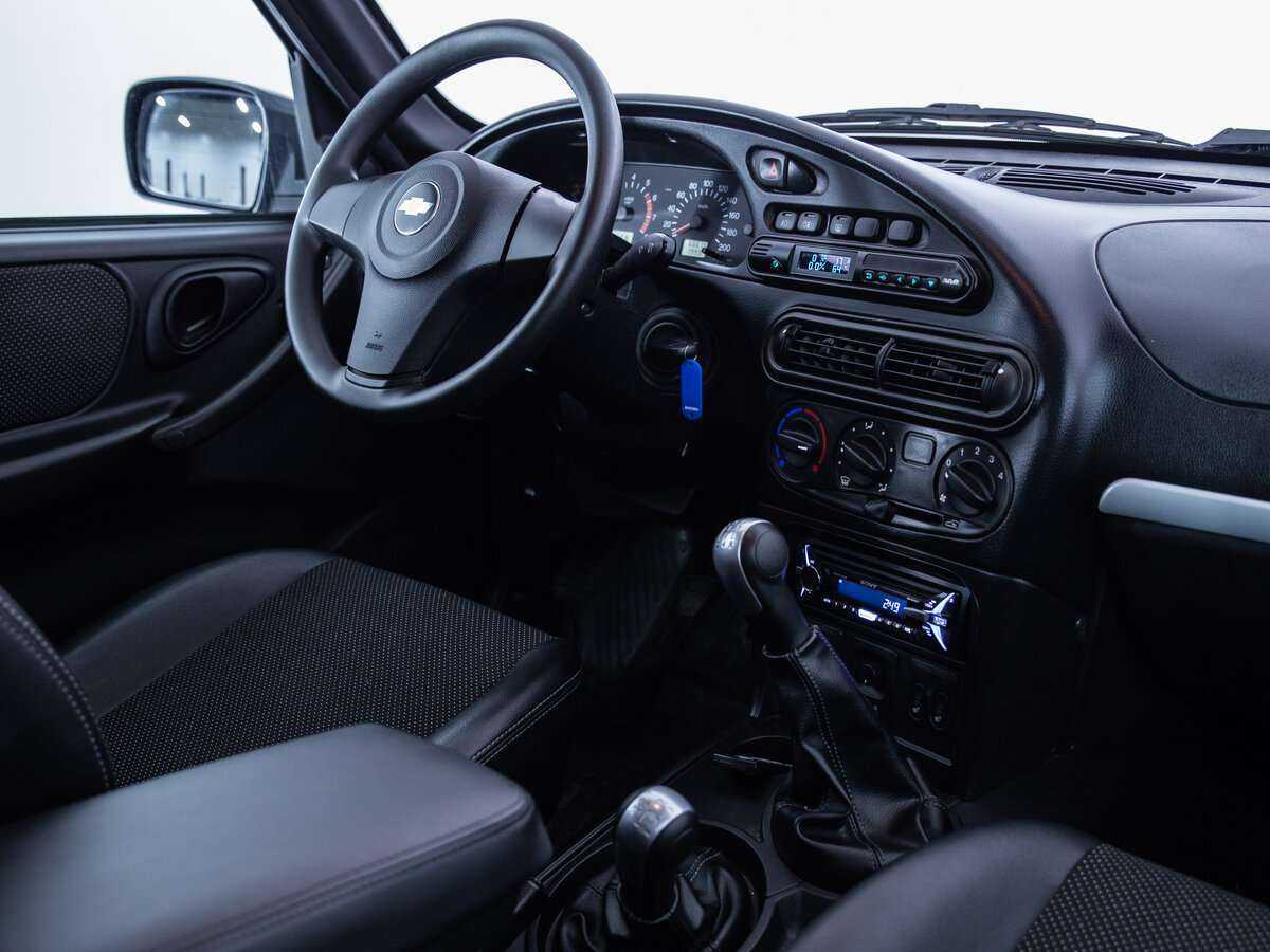 Купить Chevrolet Niva с пробегом. Фото: #7