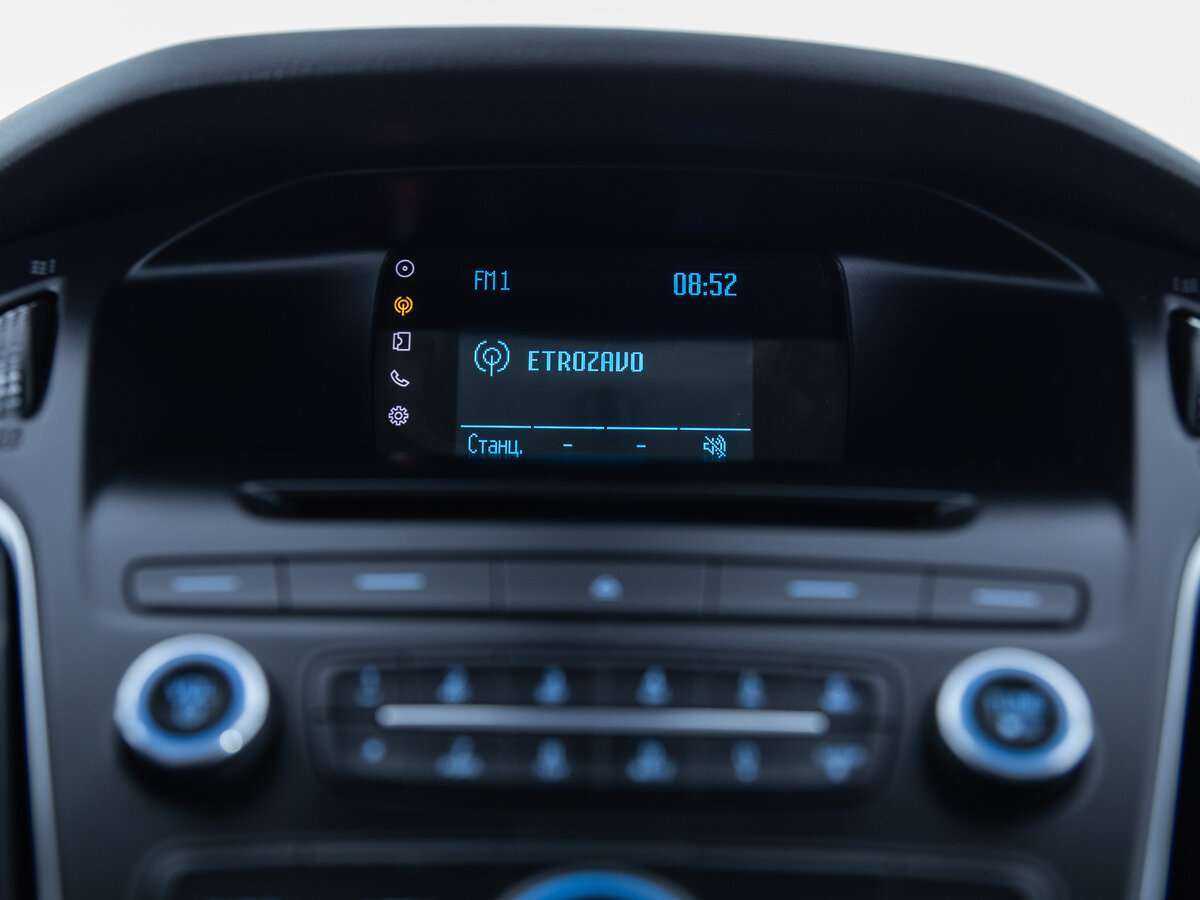 Купить Ford Focus с пробегом. Фото: #14