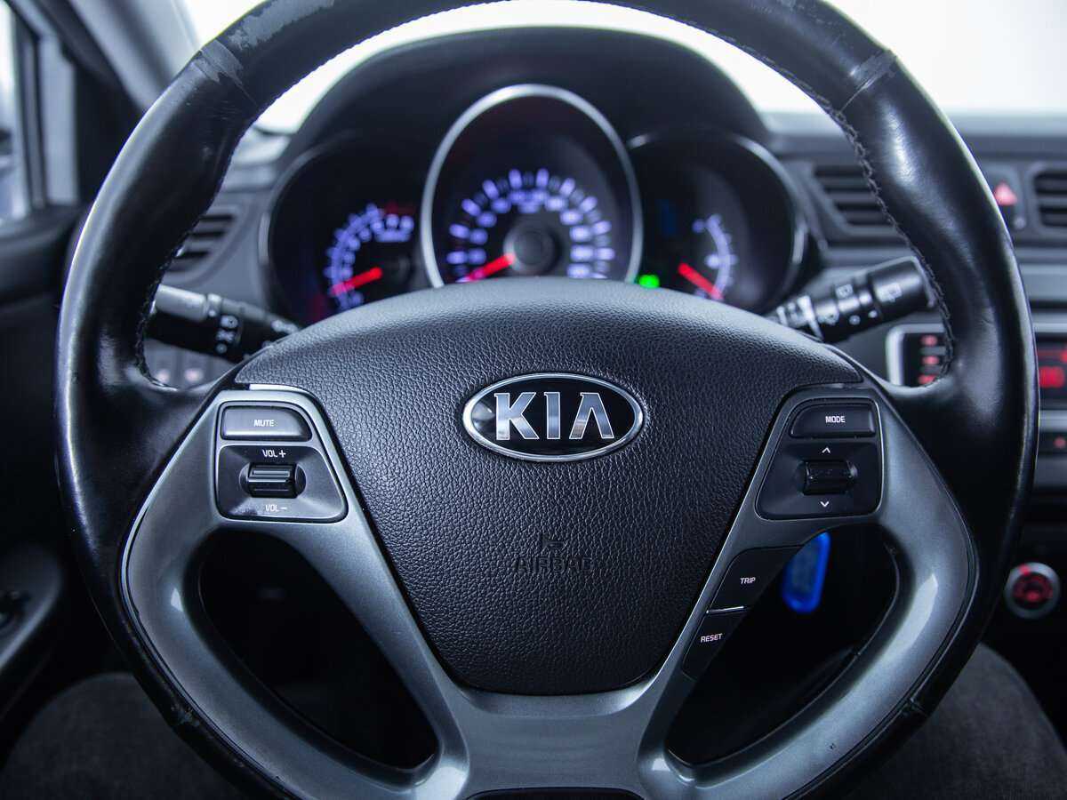 Купить Kia Rio с пробегом. Фото: #11