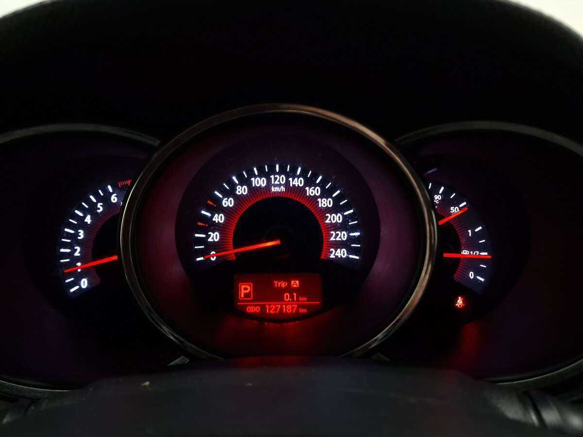 Купить Kia Sorento с пробегом. Фото: #4