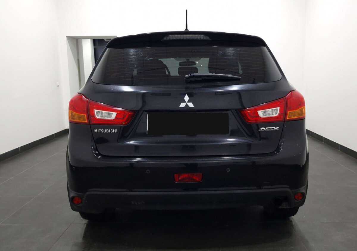 Купить Mitsubishi ASX с пробегом. Фото: #2