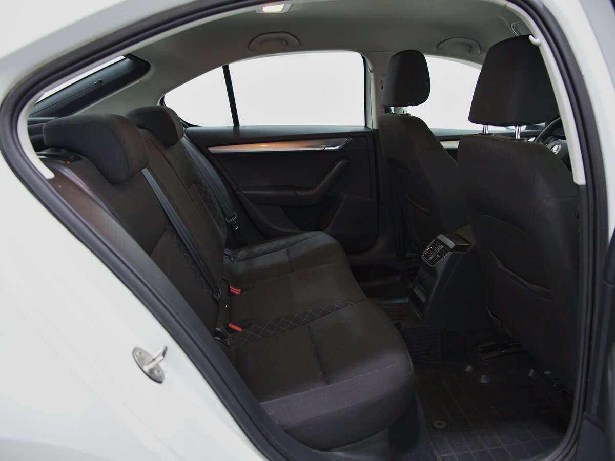 Купить Skoda Octavia с пробегом. Фото: #4