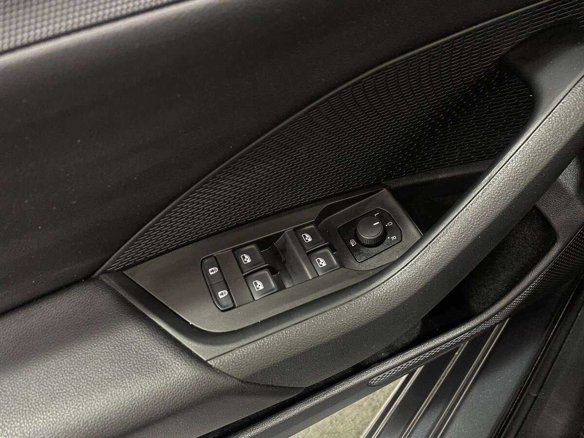 Купить Skoda Octavia с пробегом. Фото: #7