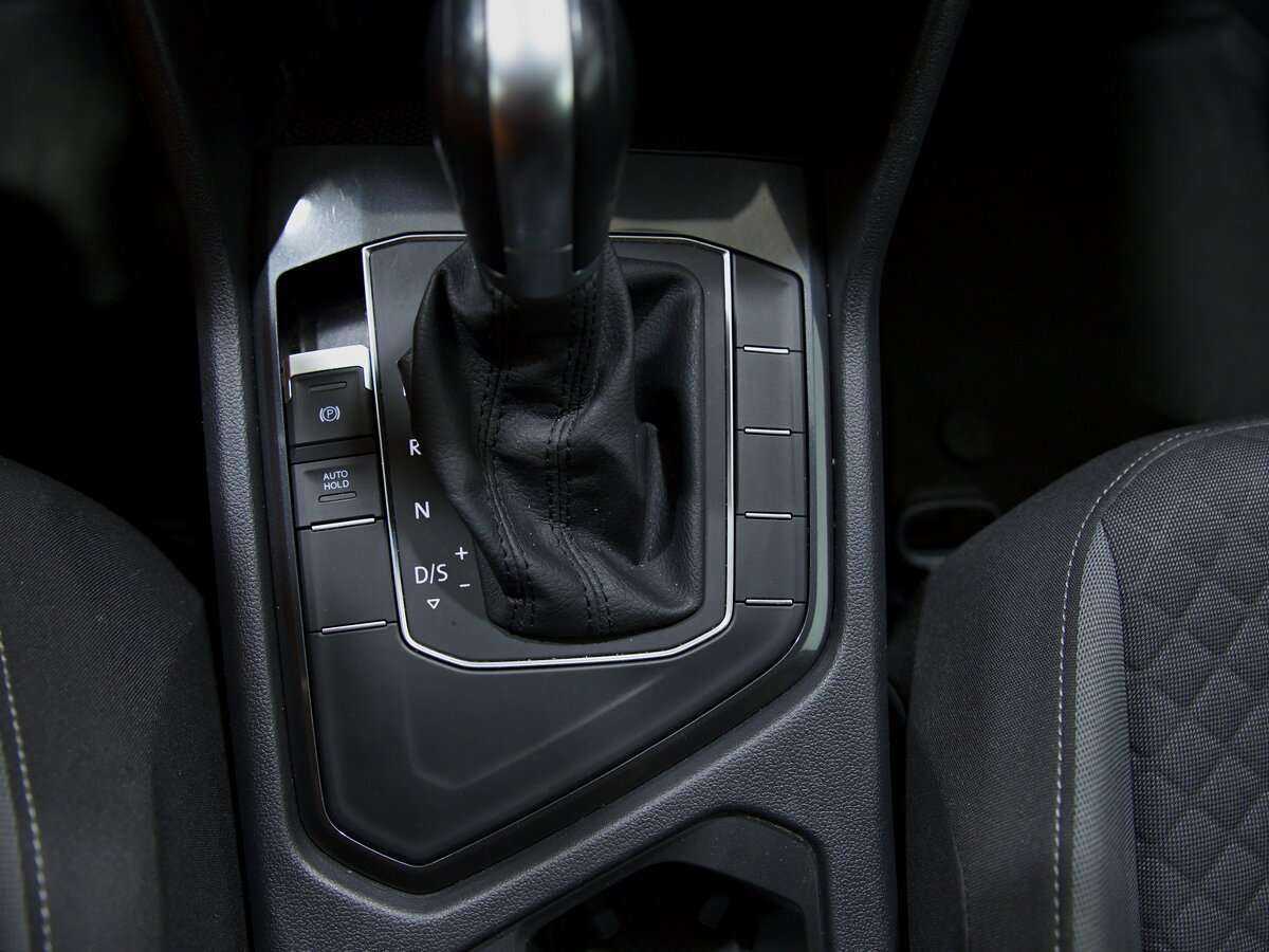 Купить Volkswagen Tiguan с пробегом. Фото: #12