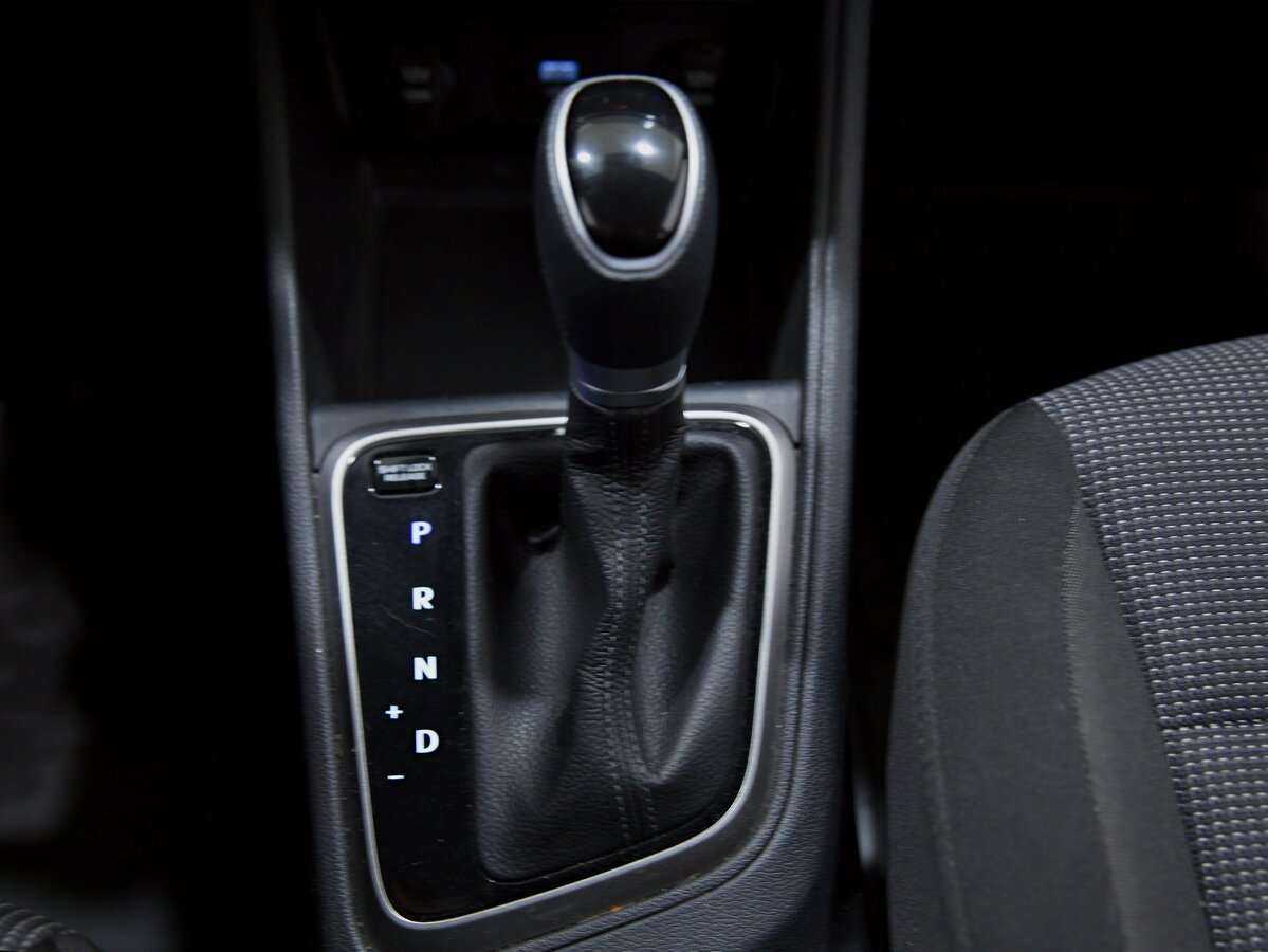 Купить Hyundai Solaris с пробегом. Фото: #13