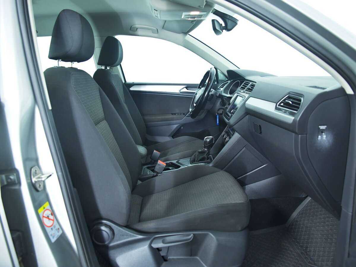 Купить Volkswagen Tiguan с пробегом. Фото: #9