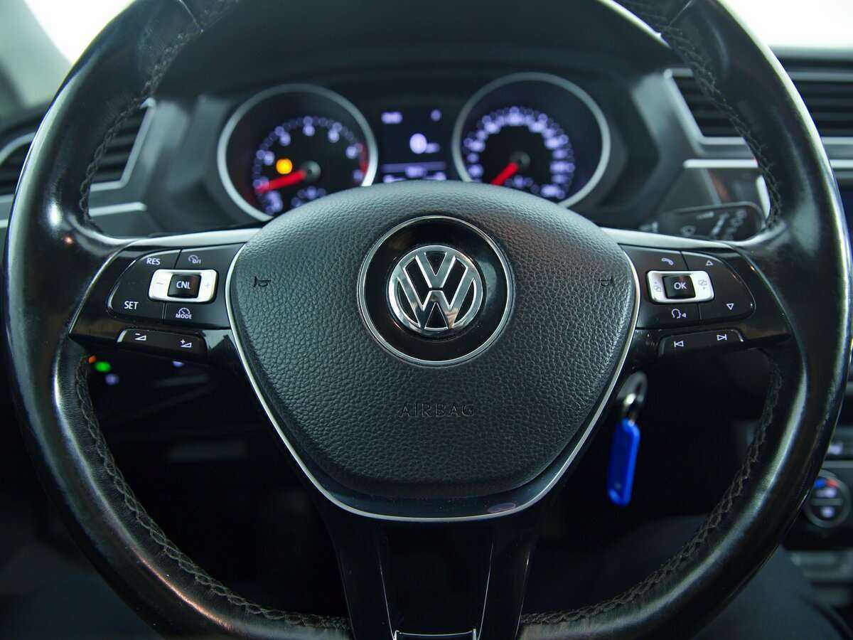 Купить Volkswagen Tiguan с пробегом. Фото: #12