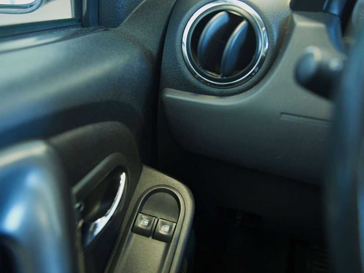 Купить Renault Duster с пробегом. Фото: #4