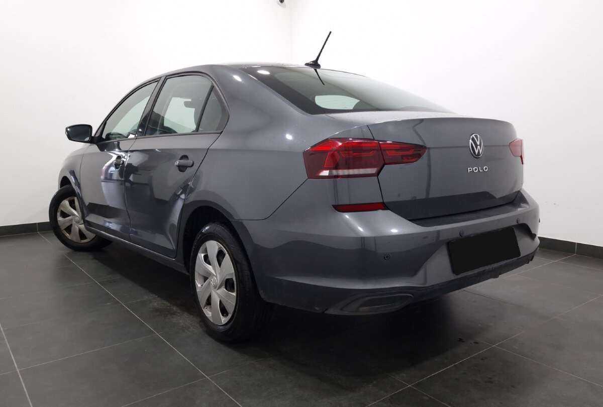 Купить Volkswagen Polo с пробегом. Фото: #2