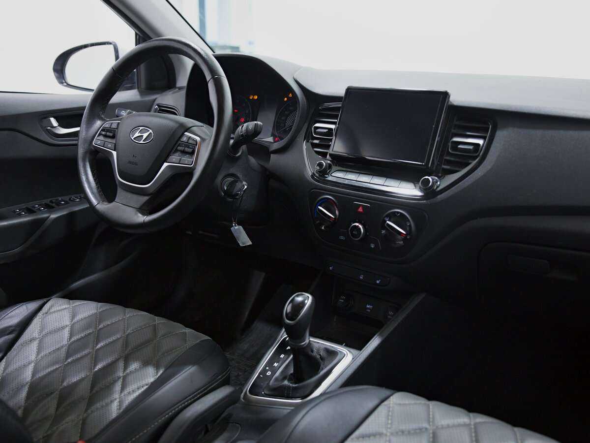 Купить Hyundai Solaris с пробегом. Фото: #5