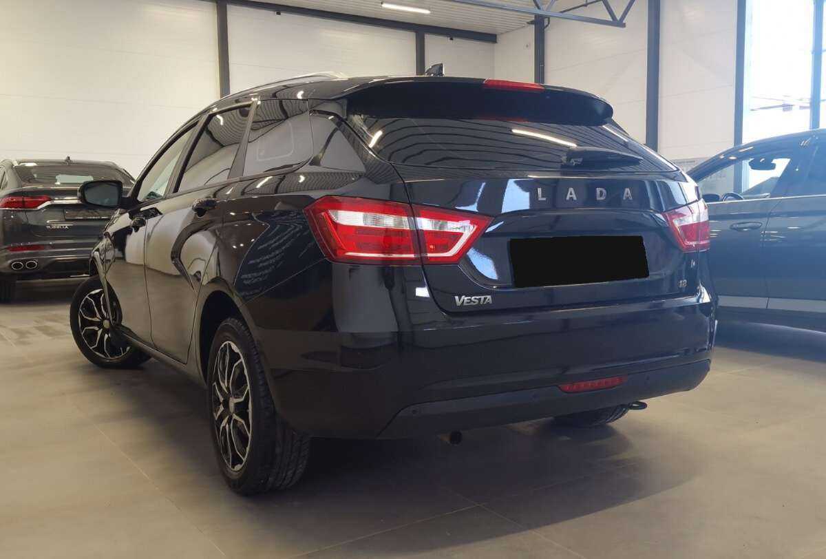Купить Lada (ВАЗ) Vesta с пробегом. Фото: #1