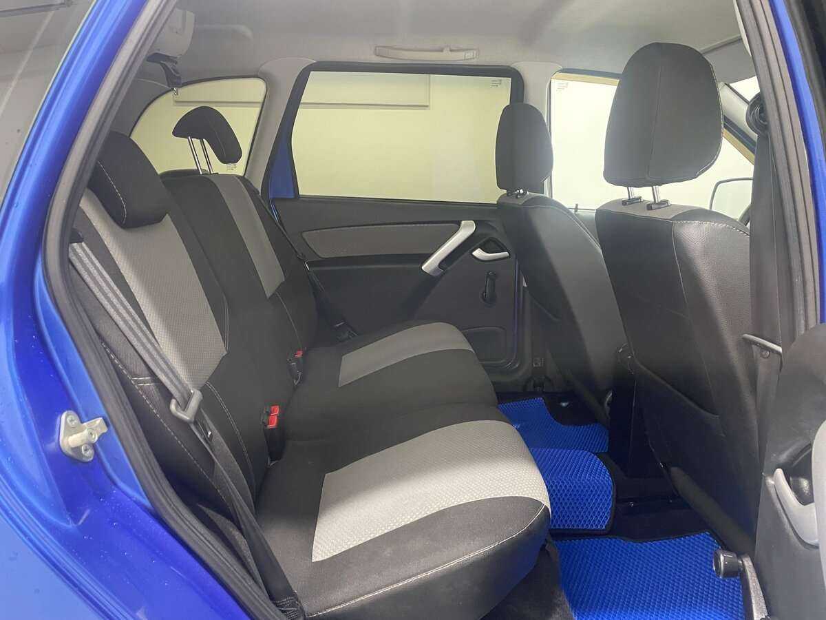 Купить Lada (ВАЗ) Kalina с пробегом. Фото: #4