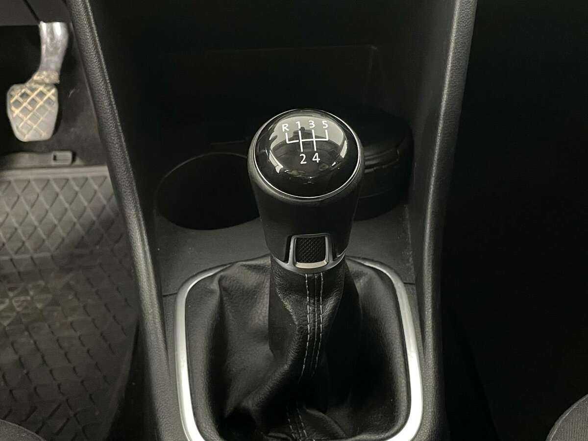 Купить Volkswagen Polo с пробегом. Фото: #13