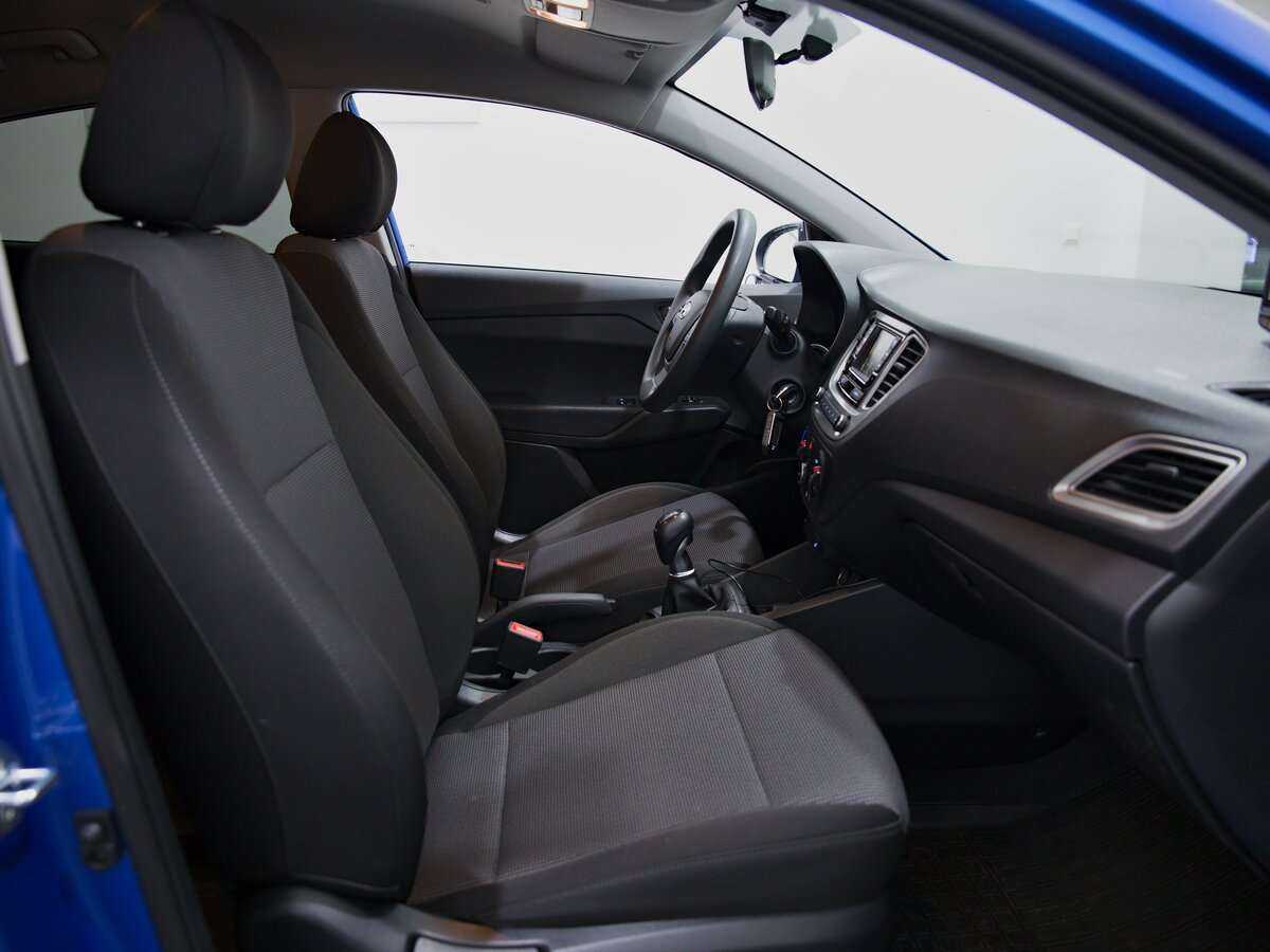 Купить Hyundai Solaris с пробегом. Фото: #8