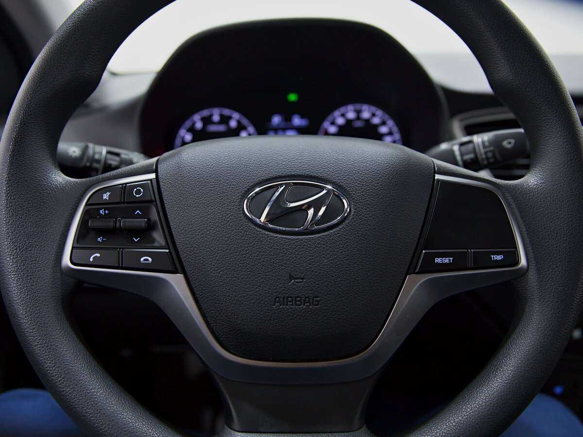 Купить Hyundai Solaris с пробегом. Фото: #6