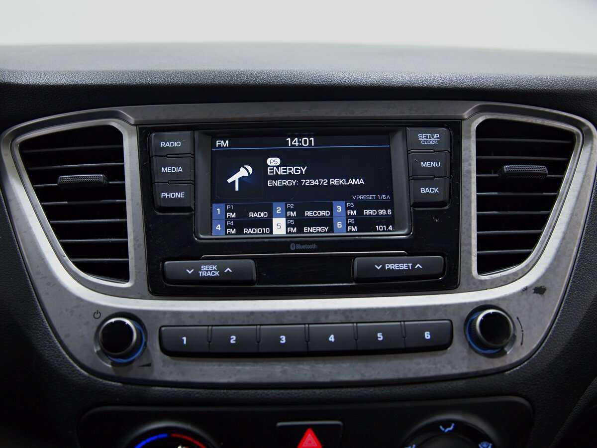 Купить Hyundai Solaris с пробегом. Фото: #9