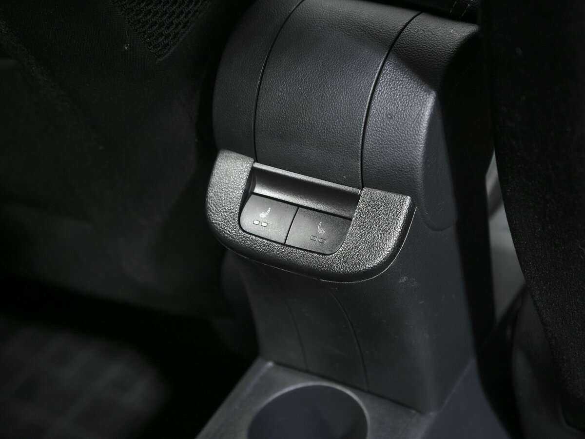 Купить Skoda Rapid с пробегом. Фото: #15