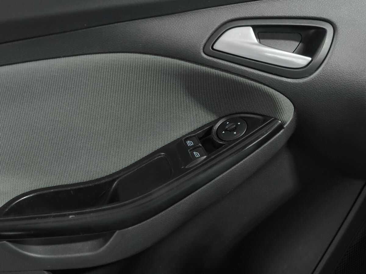 Купить Ford Focus с пробегом. Фото: #12