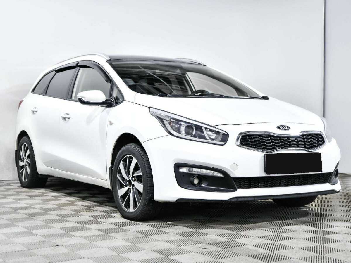 Купить Kia Ceed с пробегом. Фото: #2