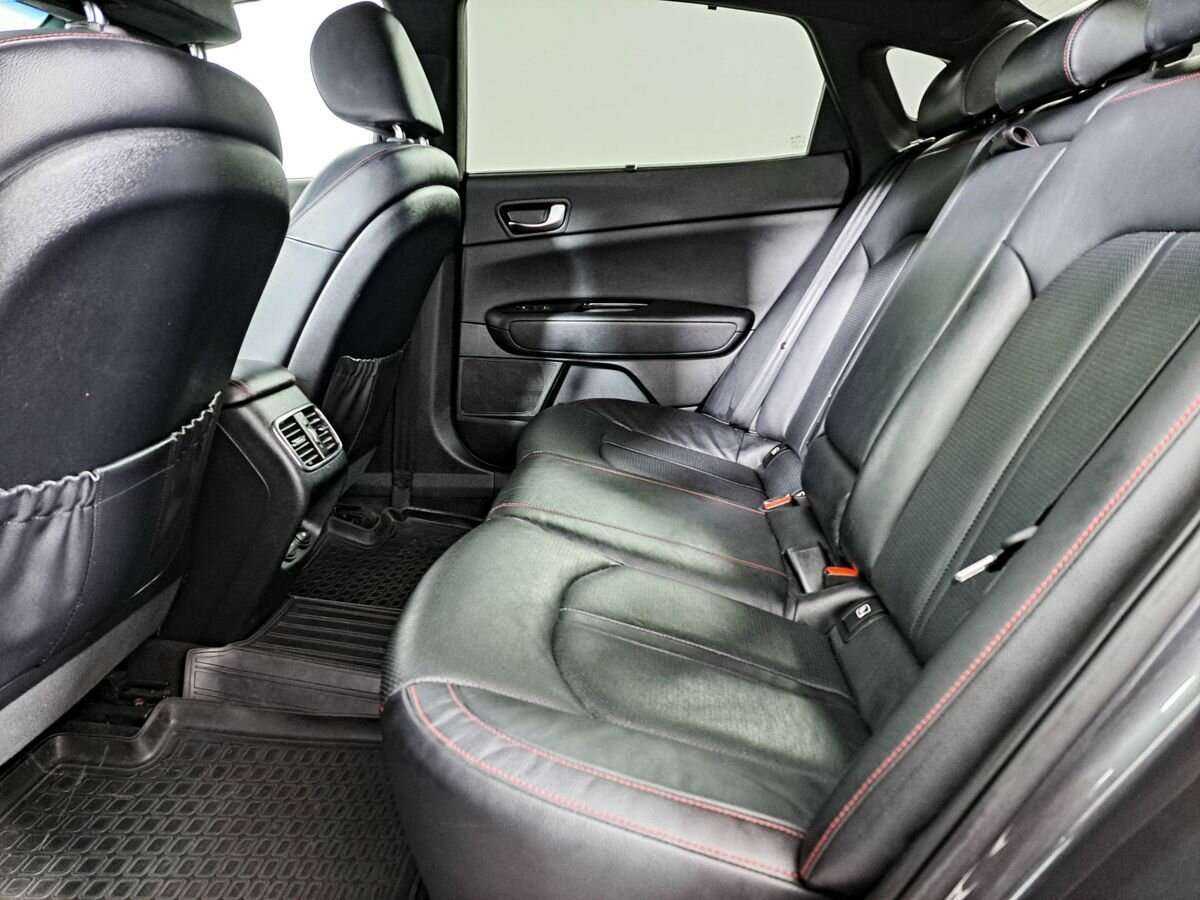 Купить Kia Optima с пробегом. Фото: #9