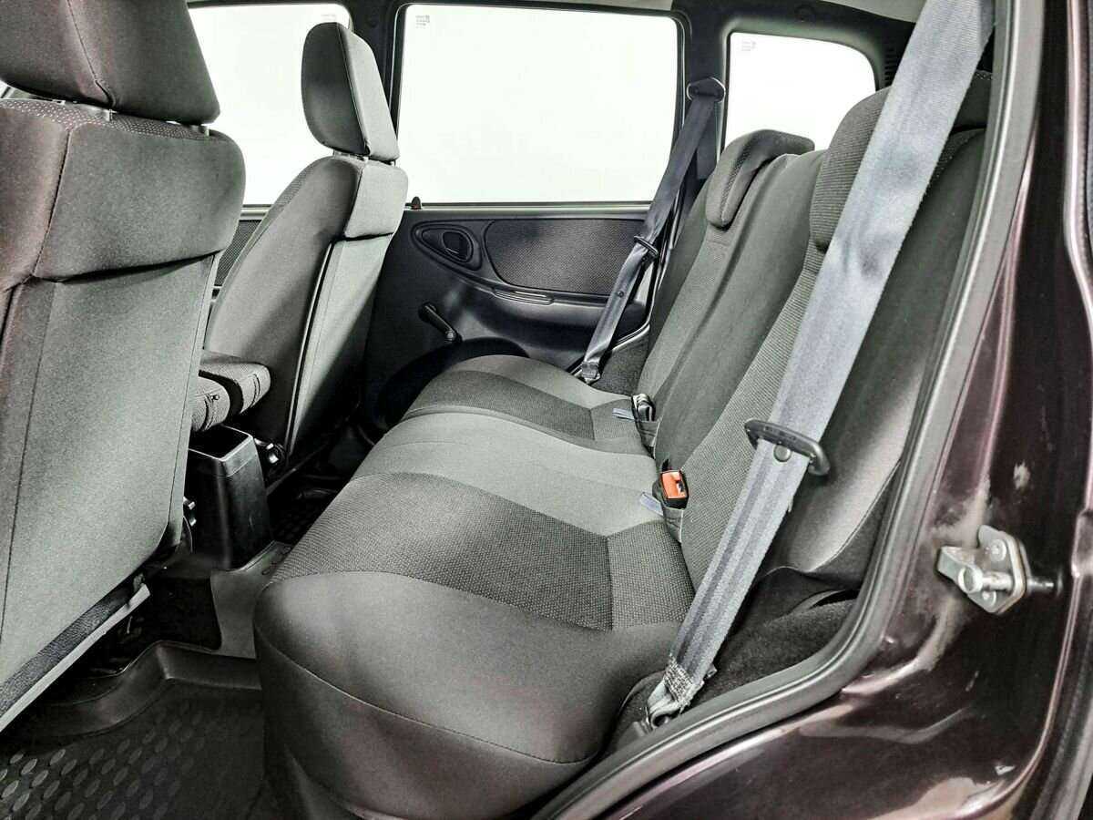 Купить Chevrolet Niva с пробегом. Фото: #9