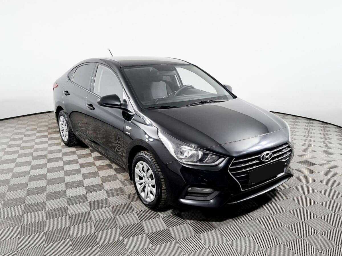 Купить Hyundai Solaris с пробегом. Фото: #2