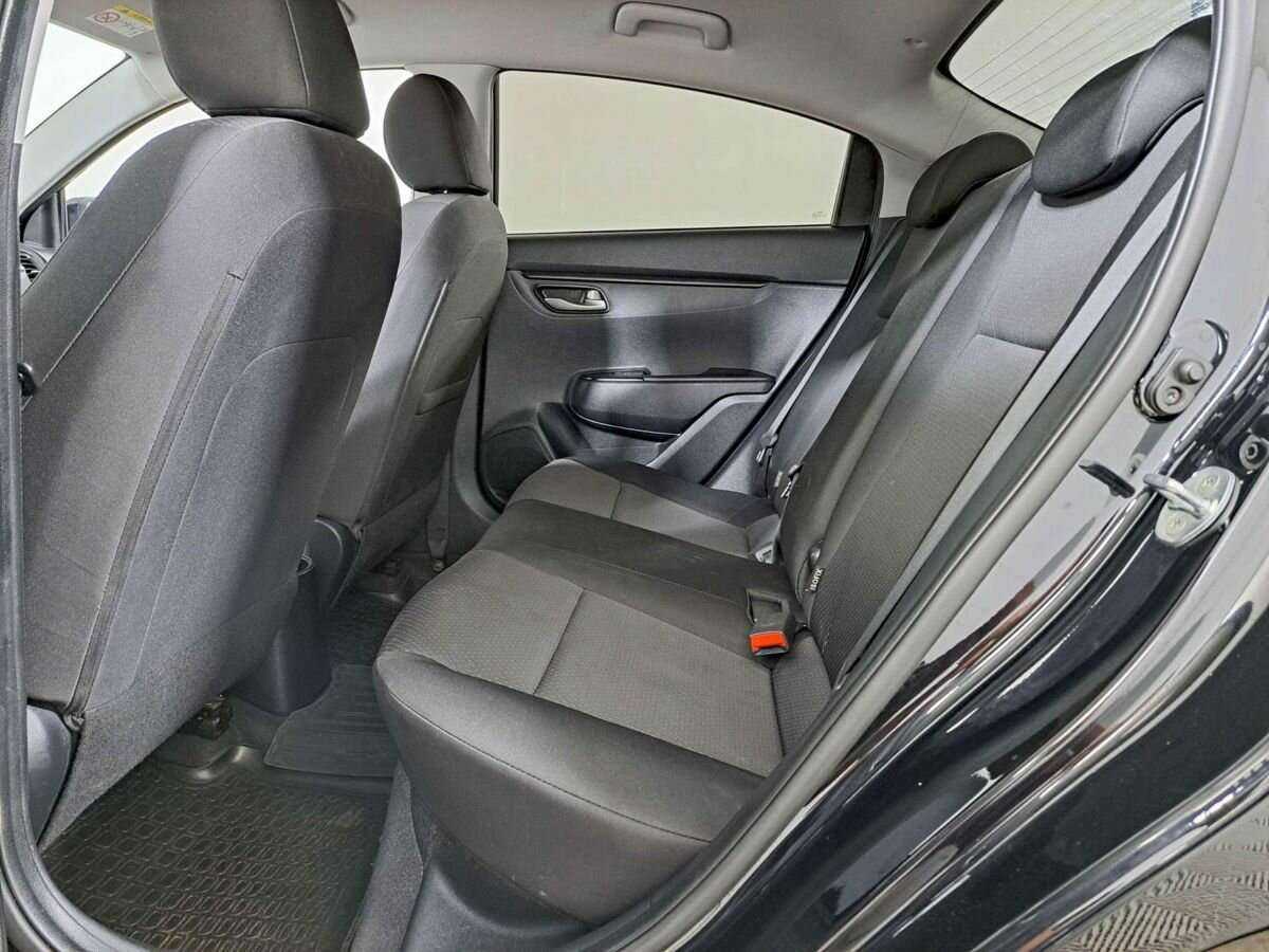 Купить Kia Rio с пробегом. Фото: #11