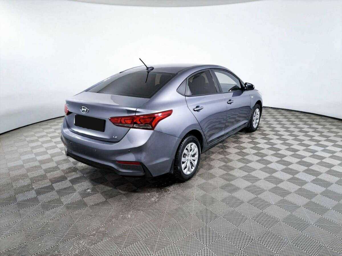 Купить Hyundai Solaris с пробегом. Фото: #4