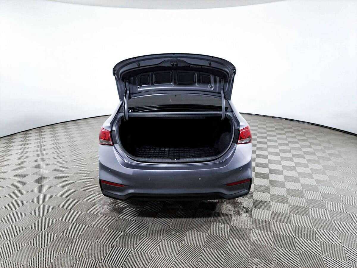 Купить Hyundai Solaris с пробегом. Фото: #9