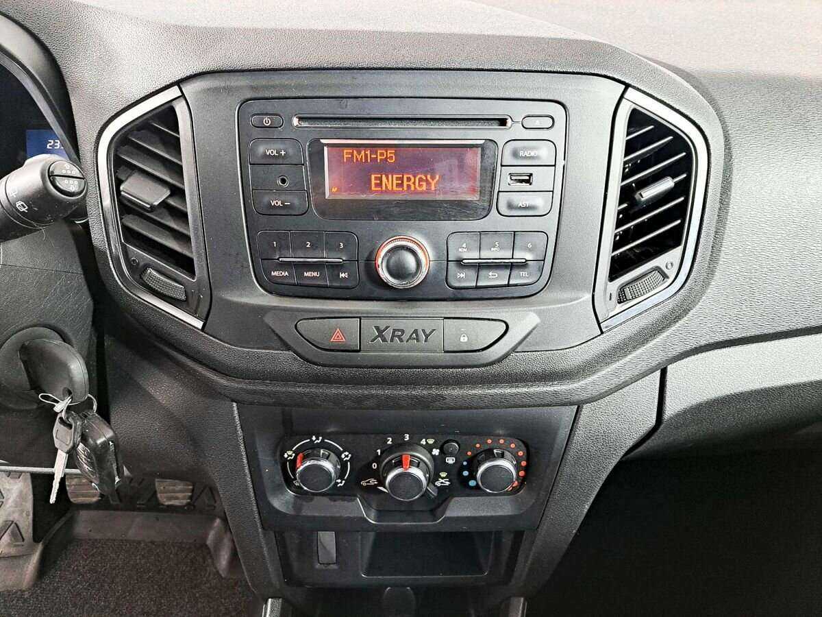 Купить Lada (ВАЗ) XRAY с пробегом. Фото: #12