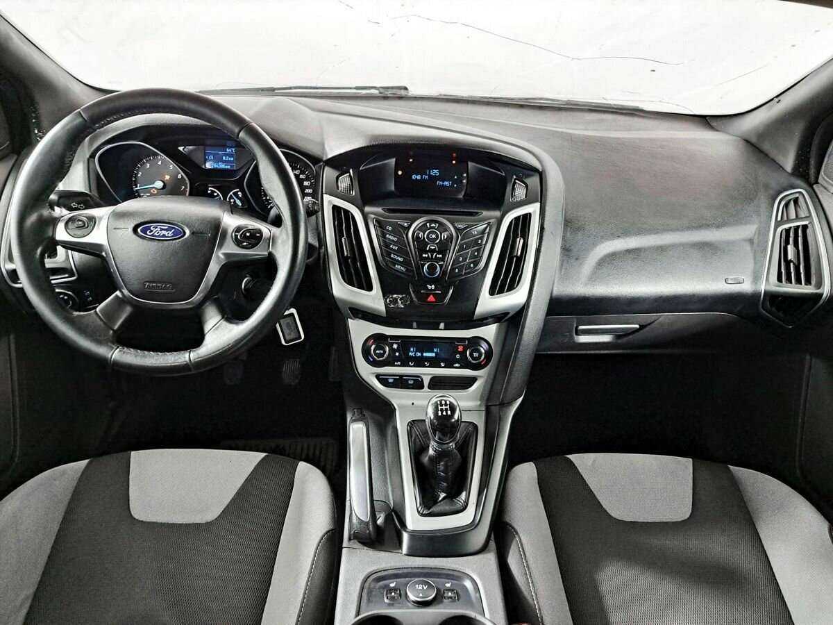 Купить Ford Focus с пробегом. Фото: #11