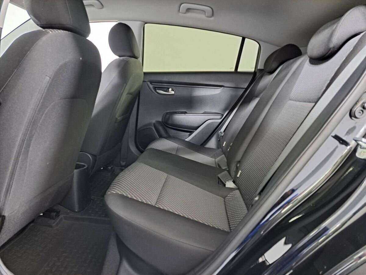 Купить Kia Rio с пробегом. Фото: #9