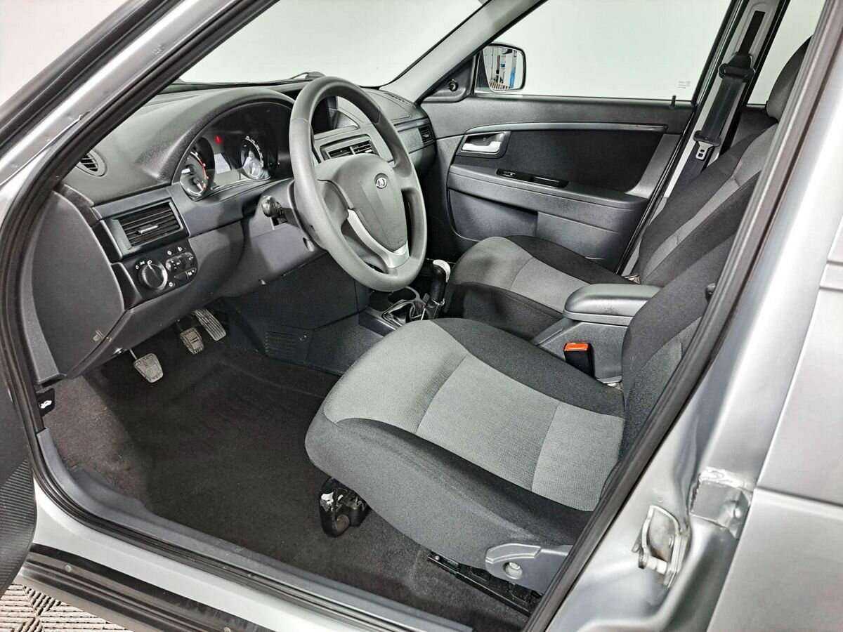 Купить Lada (ВАЗ) Priora с пробегом. Фото: #13