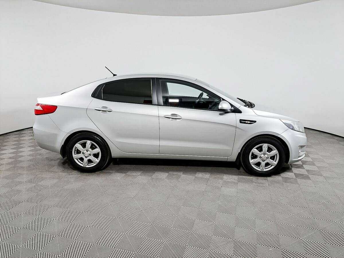 Купить Kia Rio с пробегом. Фото: #2