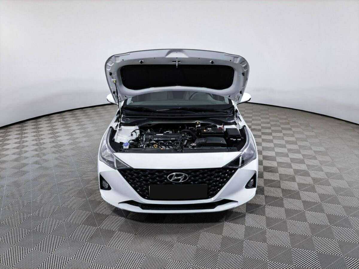 Купить Hyundai Solaris с пробегом. Фото: #7