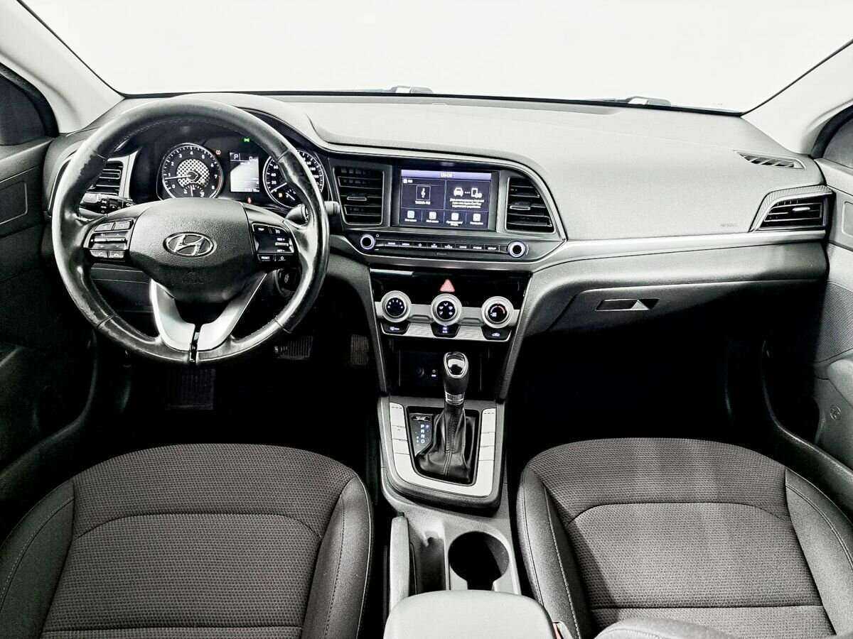 Купить Hyundai Elantra с пробегом. Фото: #10