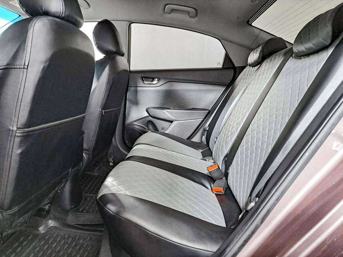 Купить Hyundai Solaris с пробегом. Фото: #11