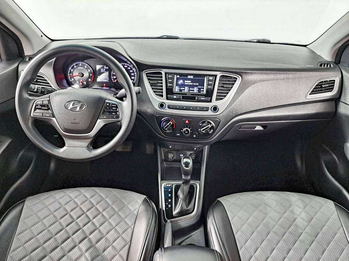 Купить Hyundai Solaris с пробегом. Фото: #13