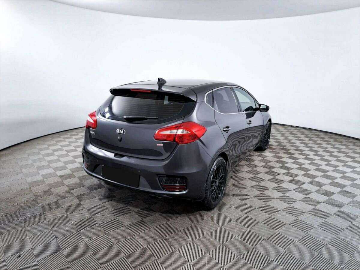 Купить Kia Ceed с пробегом. Фото: #4