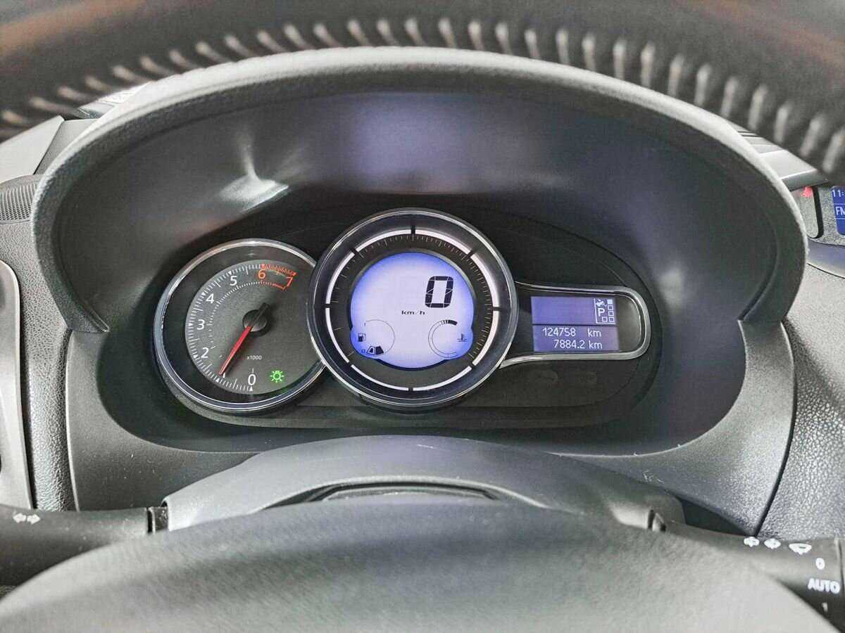 Купить Renault Megane с пробегом. Фото: #10