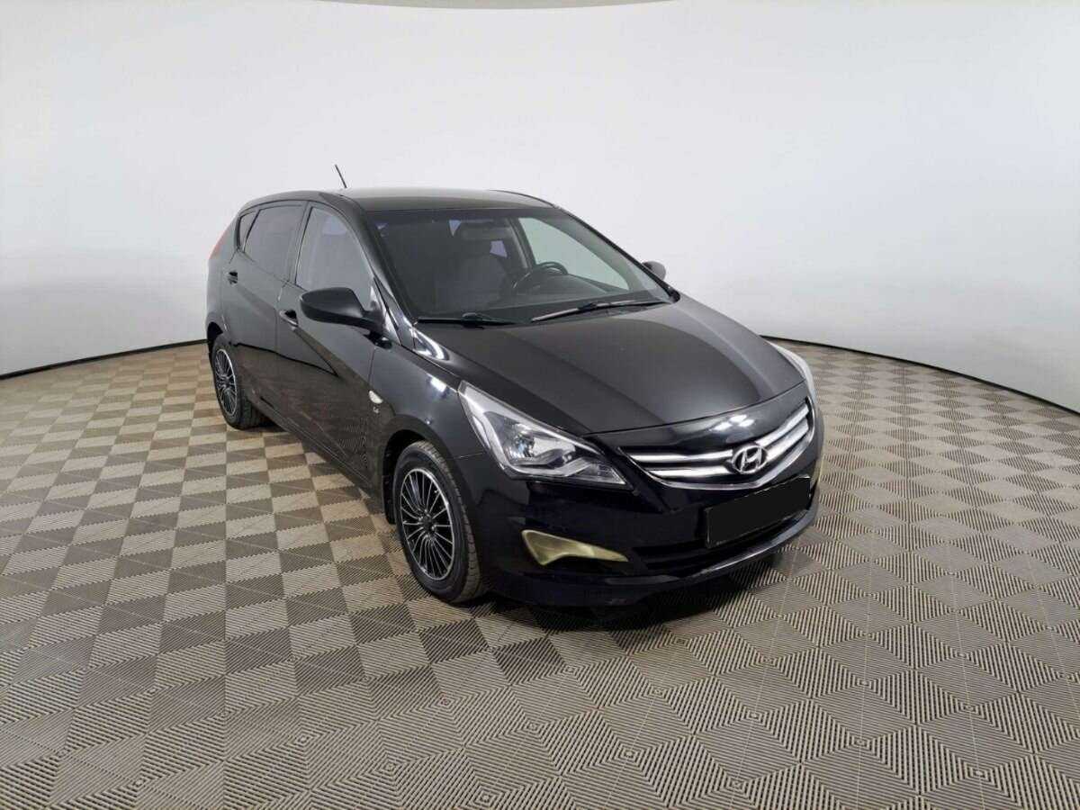 Купить Hyundai Solaris с пробегом. Фото: #2