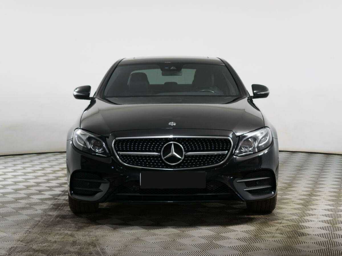 Купить Mercedes-Benz E-Класс с пробегом. Фото: #1