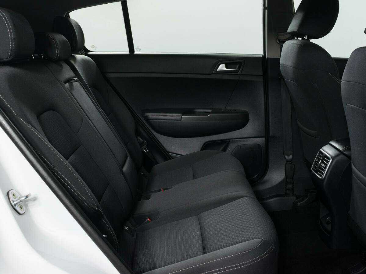 Купить Kia Sportage с пробегом. Фото: #11