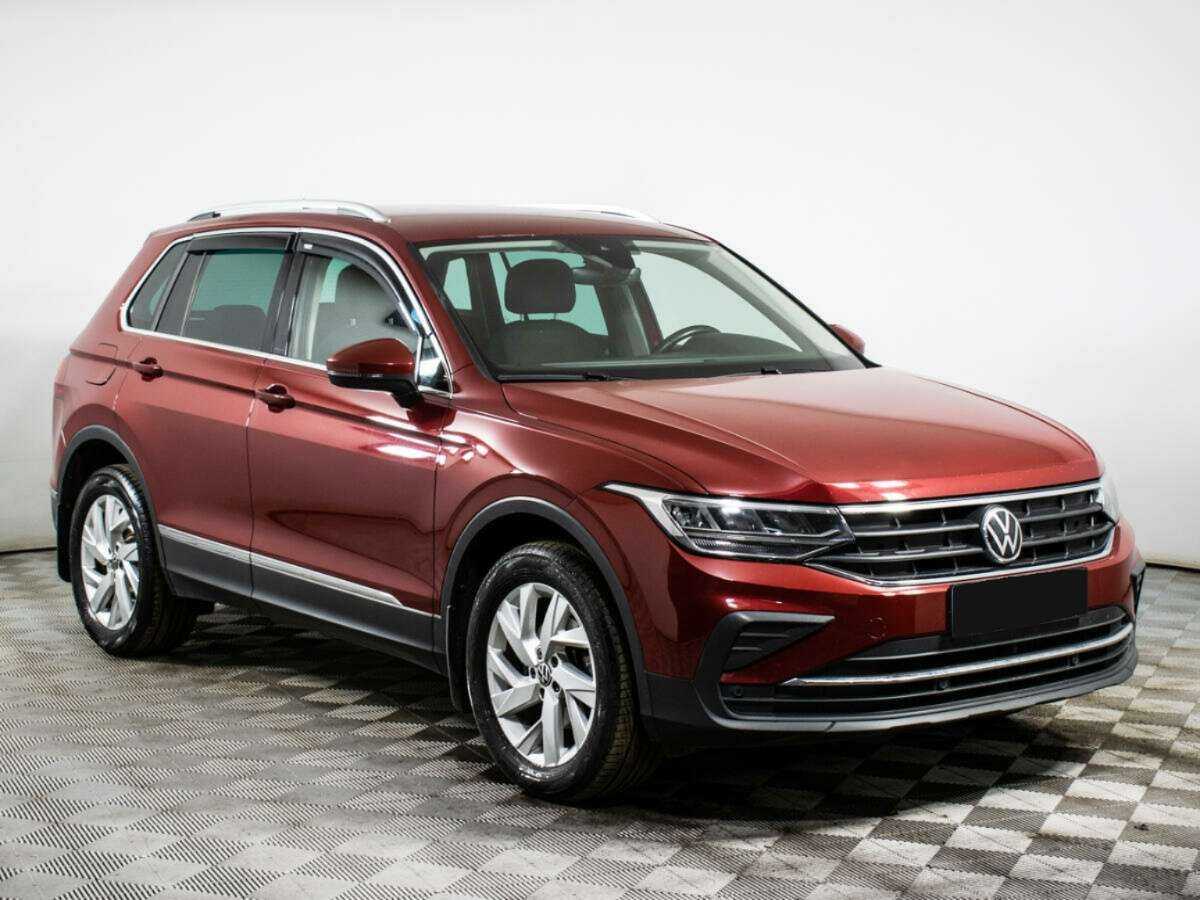 Купить Volkswagen Tiguan с пробегом. Фото: #2