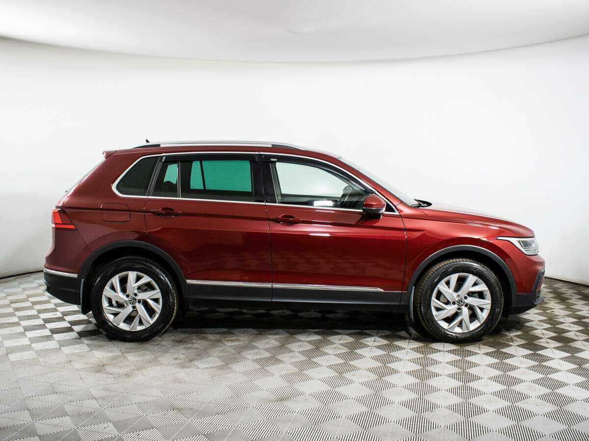 Купить Volkswagen Tiguan с пробегом. Фото: #3