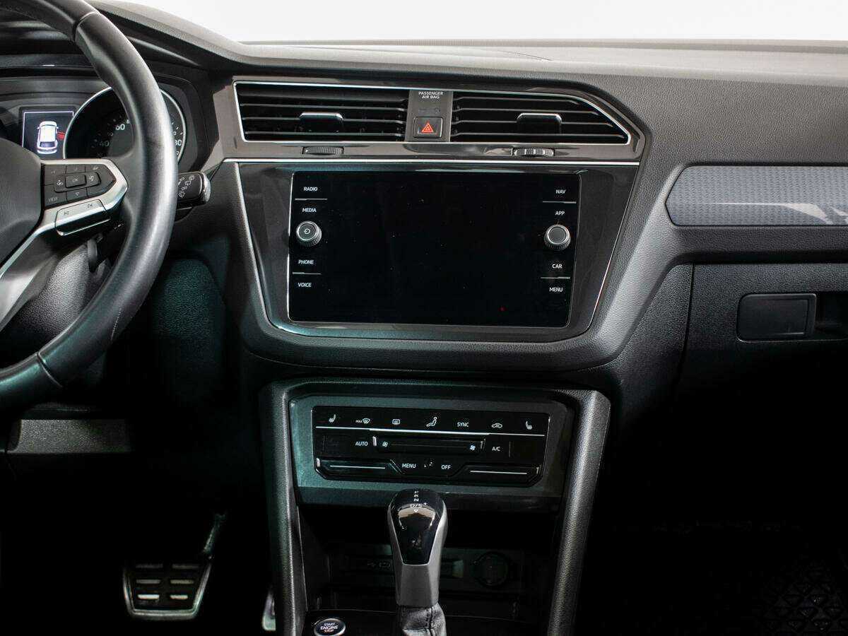Купить Volkswagen Tiguan с пробегом. Фото: #10