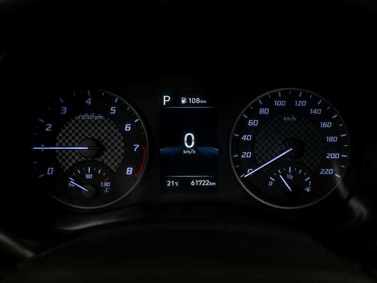 Купить Hyundai Solaris с пробегом. Фото: #2